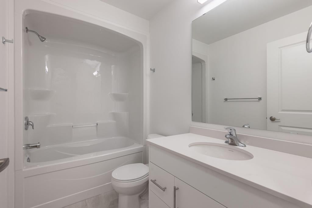 35 Southworth St N Lower Unit (13) - 10