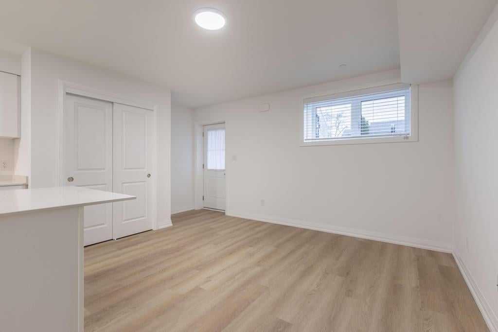 35 Southworth St N Lower Unit (13) - 6