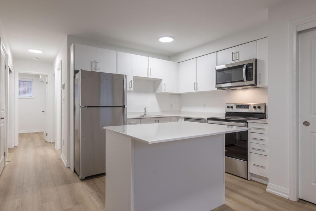 35 Southworth St N Lower Unit (13) - 8